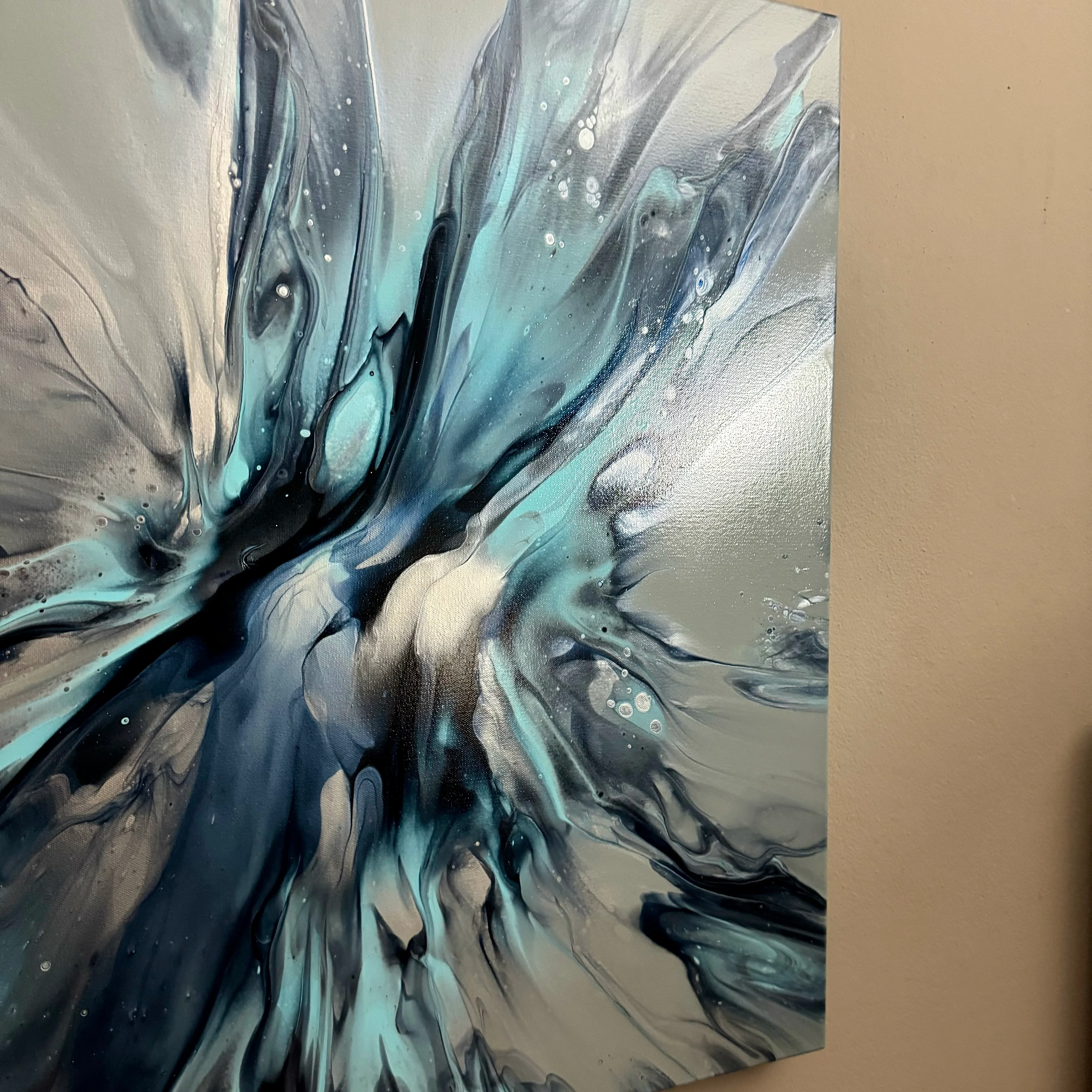 “Polar Serenity” 80x80cm - Image 6
