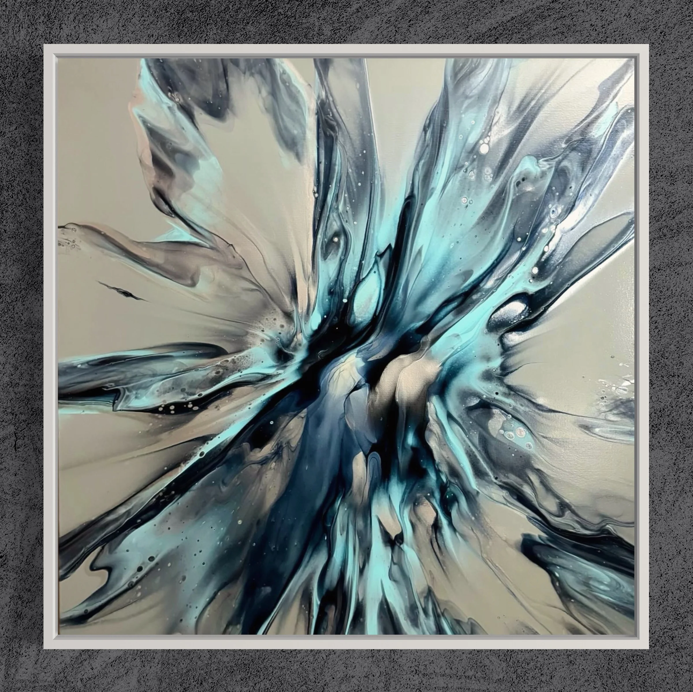 “Polar Serenity” 80x80cm - Image 8