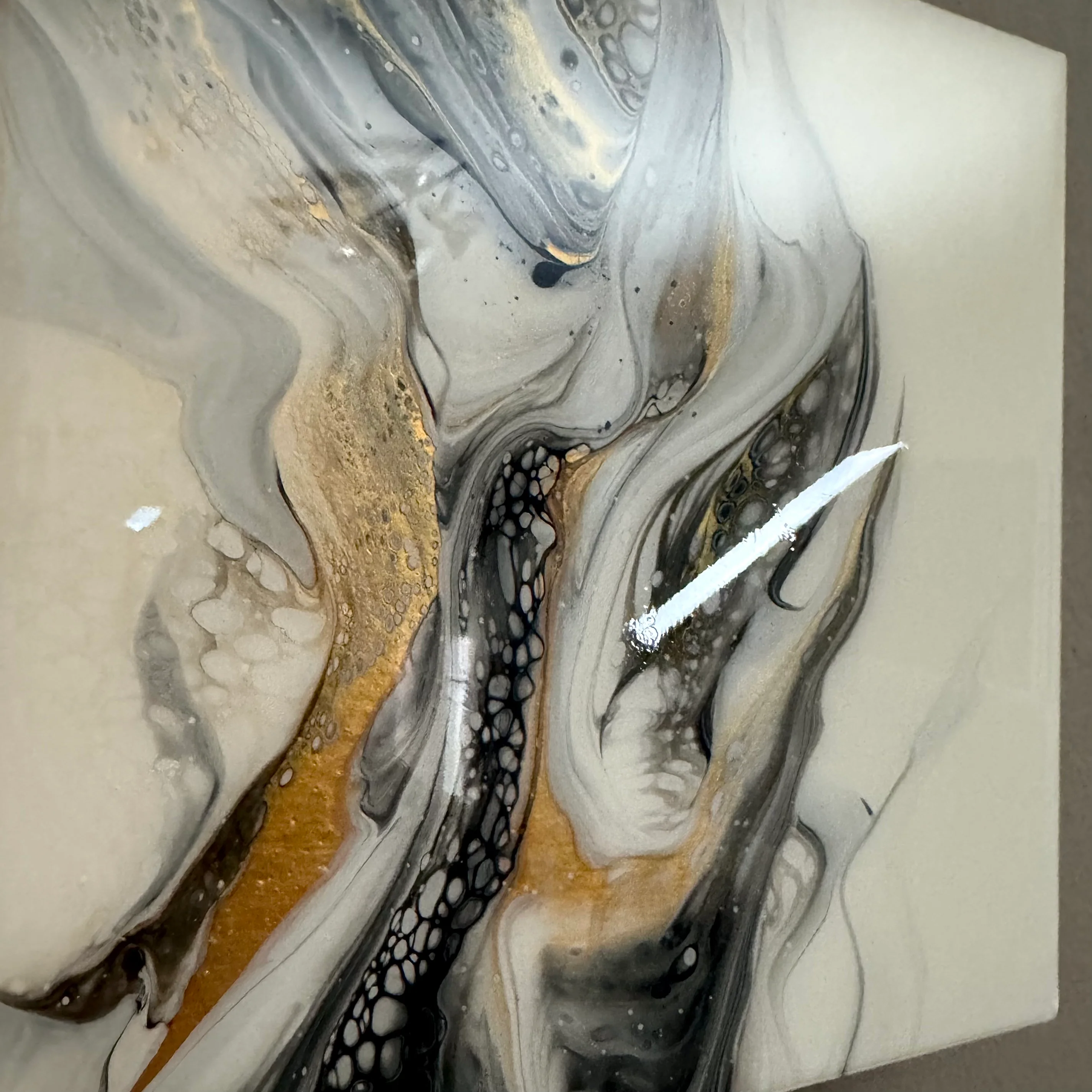 “Elegant flow” 20x20cm - Image 2