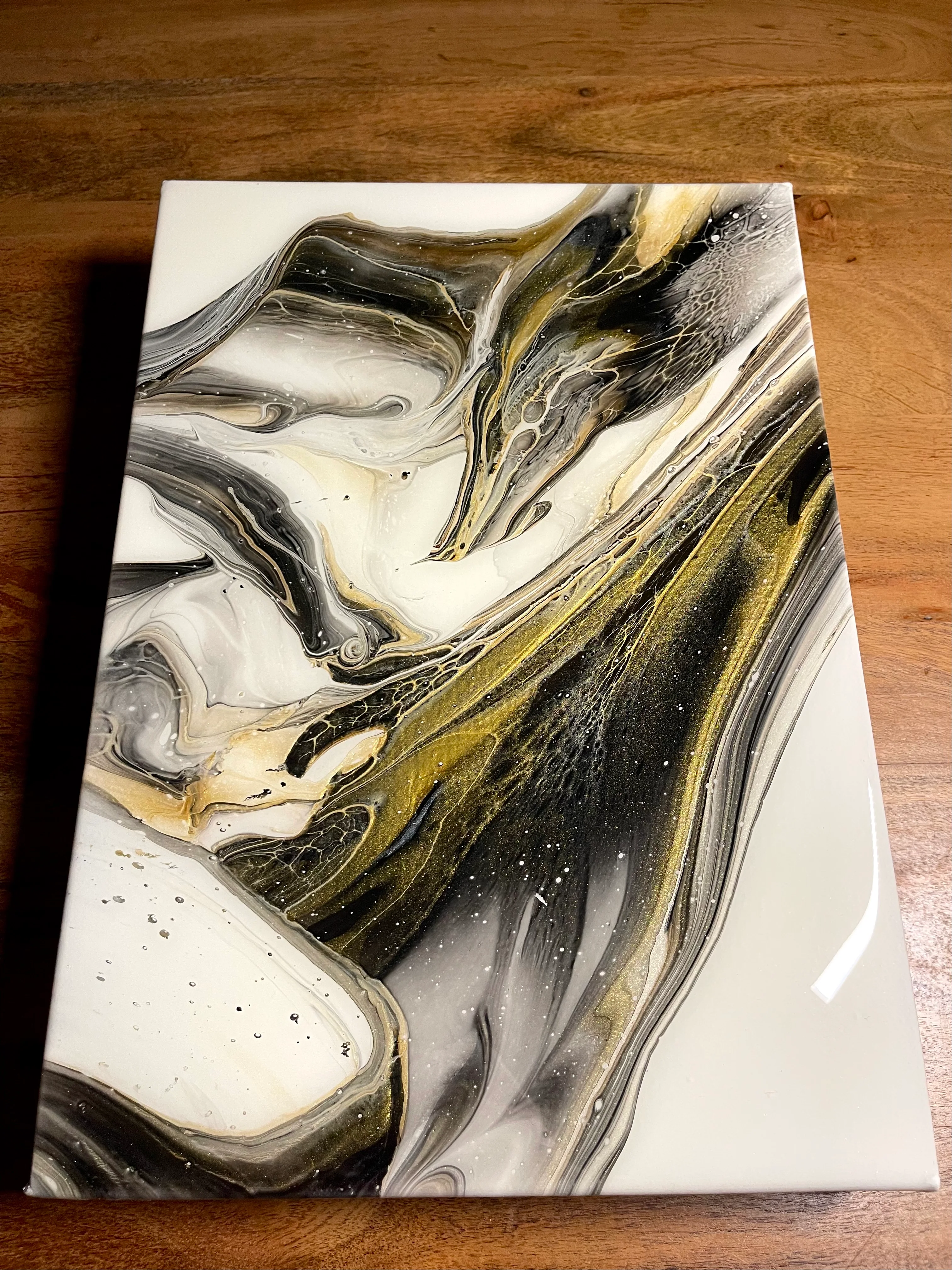 “Swans love” 30x40cm - Image 2